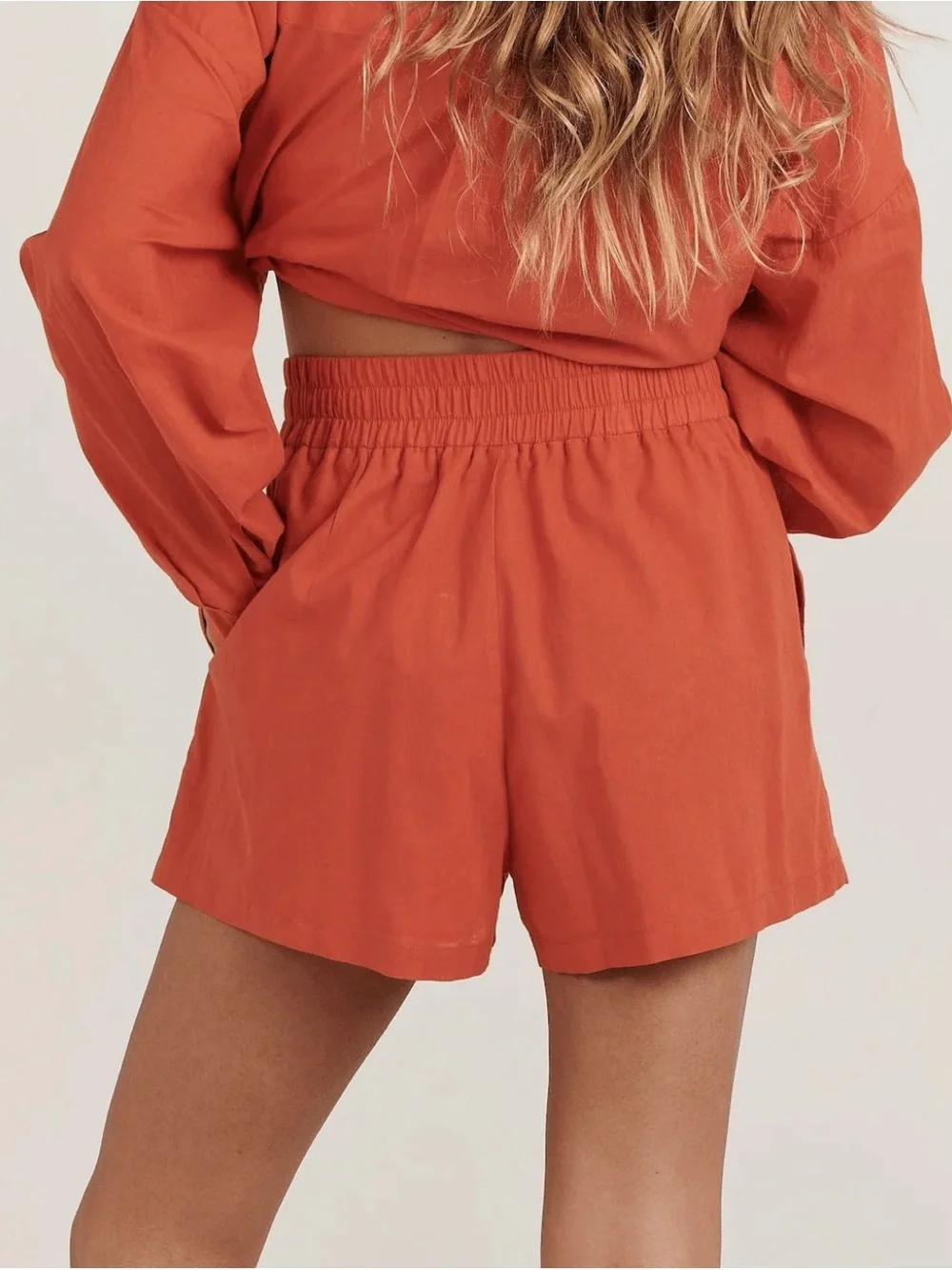 CHARLIE HOLIDAY Casey Short - Red Poppy Size 4 NWT